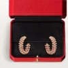 Clash De Cartier-hoopoorbellen, klein model, bezet