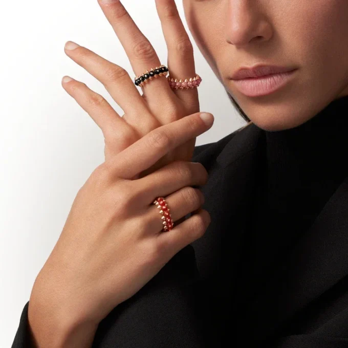 Clash De Cartier-ring, roze chalcedoon