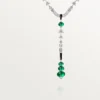 En Equilibre-ketting, smaragd, bezet
