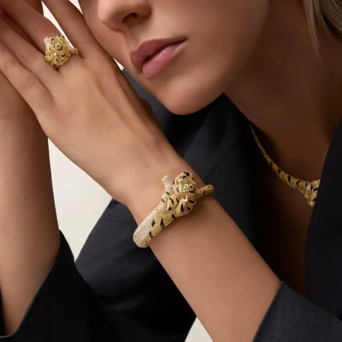 Faune Et Flore De Cartier-armband, gele, oranje en bruine diamanten, bezet