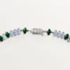 High Jewelry-ketting – Witgoud, chalcedoon, skarn, turkoois, zwarte lak, diamanten – Cartier