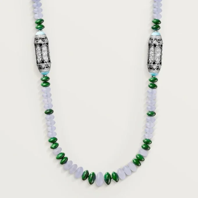 High Jewelry-ketting – Witgoud, chalcedoon, skarn, turkoois, zwarte lak, diamanten – Cartier