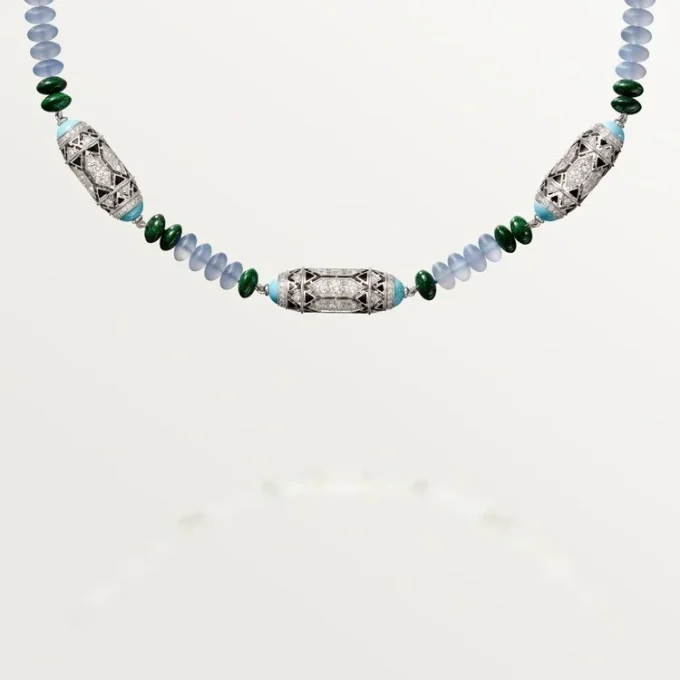 High Jewelry-ketting – Witgoud, chalcedoon, skarn, turkoois, zwarte lak, diamanten – Cartier