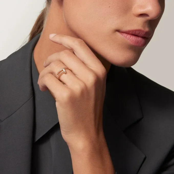 Juste Un Clou-ring, klein model, diamanten