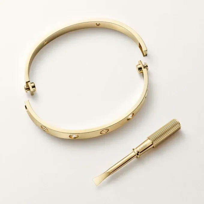 Liefdesarmband, klassiek model, 4 diamanten