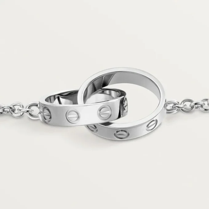 Love-armband, aan ketting
