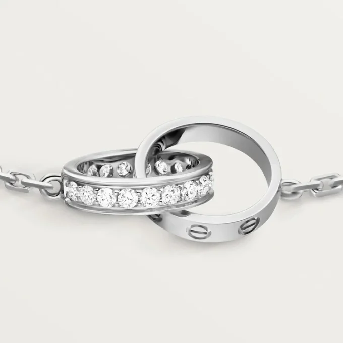 Love-armband, aan ketting, half bezet