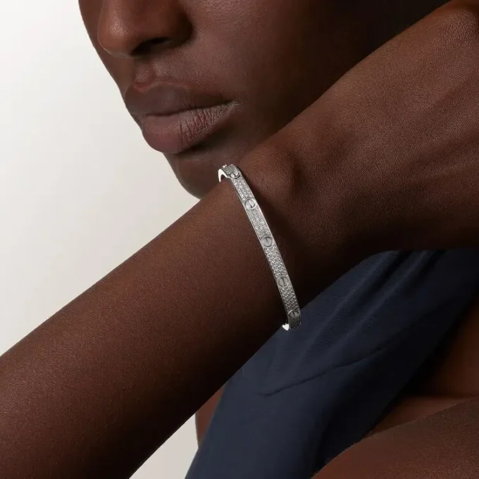 Love-armband, middelgroot model, bezet