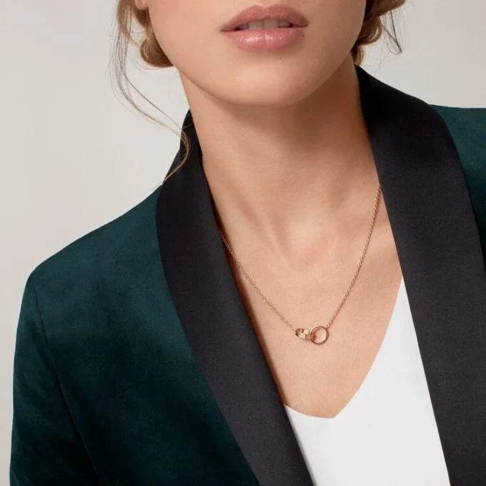Love hanger & ketting in geelgoud | Cartier Us