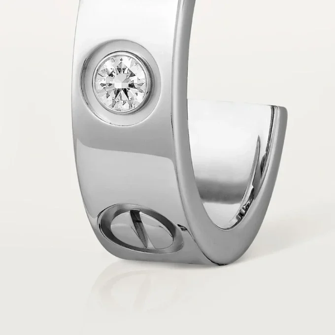 Love-oorbellen, 2 diamanten – Witgoud, Diamanten – Cartier