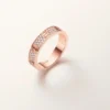 Love-ring, klein model, bezet