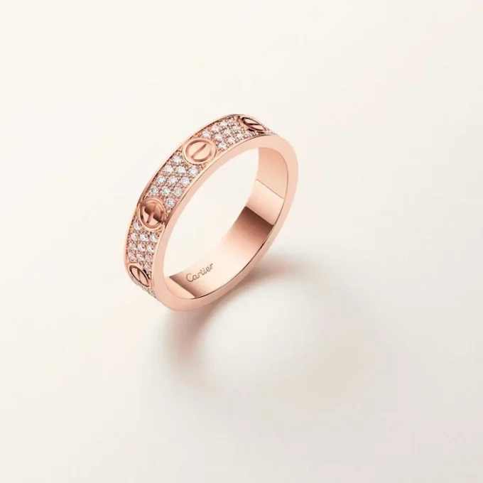 Love-ring, klein model, bezet