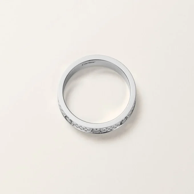 Love-ring, klein model, bezet