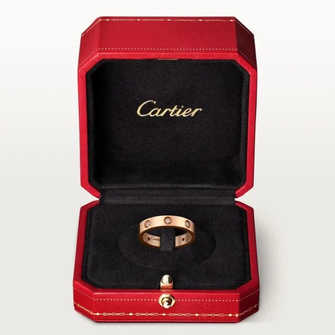 Love trouwring, 8 diamanten – roségoud, diamanten – Cartier