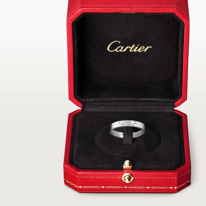 Love trouwring – witgoud – Cartier