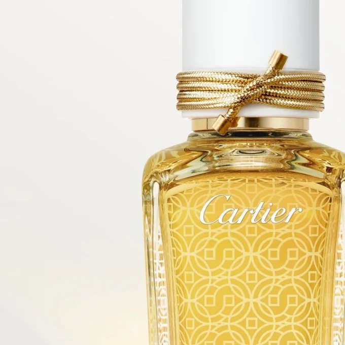 Oud-parfum – Oud Radieux – Les Heures Voyageuses | Cartier