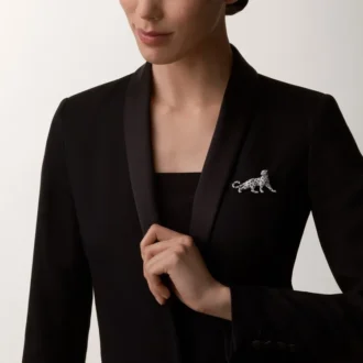Panthere De Cartier-broche – Witgoud, smaragden, onyx, diamanten – Cartier