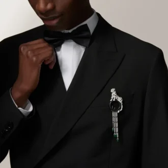 Panthere De Cartier-broche – Witgoud, smaragden, onyx, diamanten – Cartier