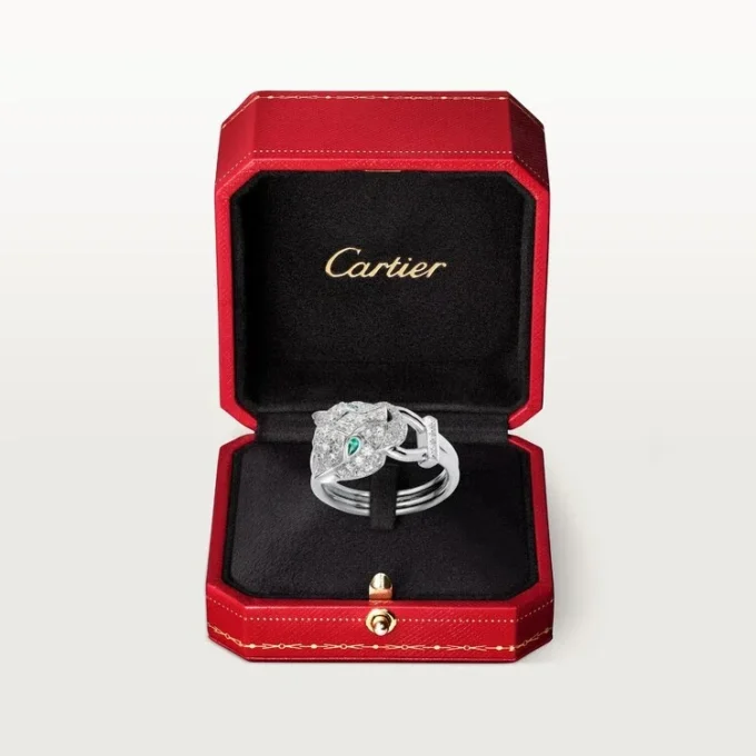Panthere De Cartier-ring – witgoud, diamanten, smaragden, onyx – Cartier