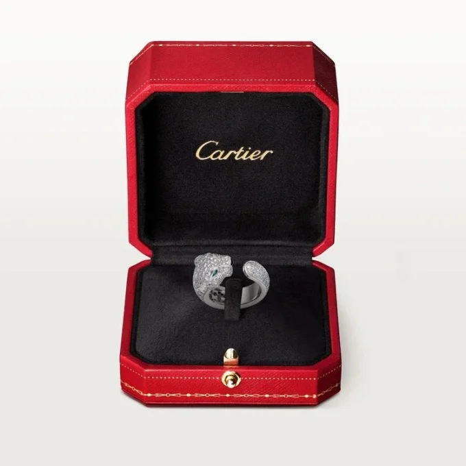 Panthere De Cartier-ring – witgoud, diamanten, smaragden, onyx – Cartier
