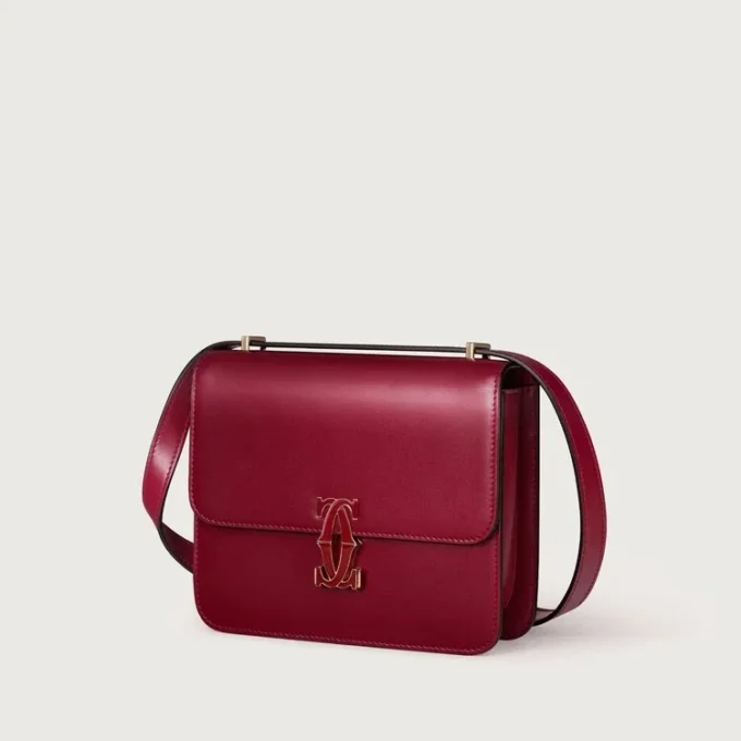 Schoudertas, Mini, Double C De Cartier – Kersenrood kalfsleer, goud en kersenrode emaille afwerking – Cartier