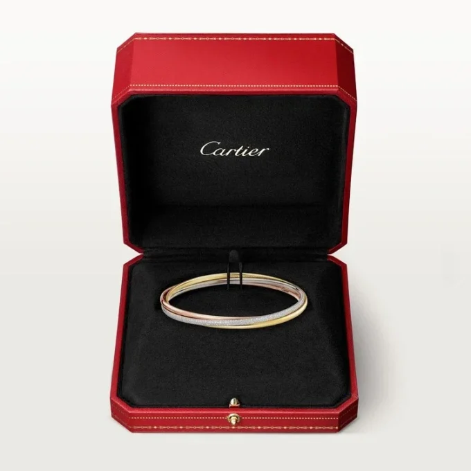Trinity-armband, klein model, half bezet