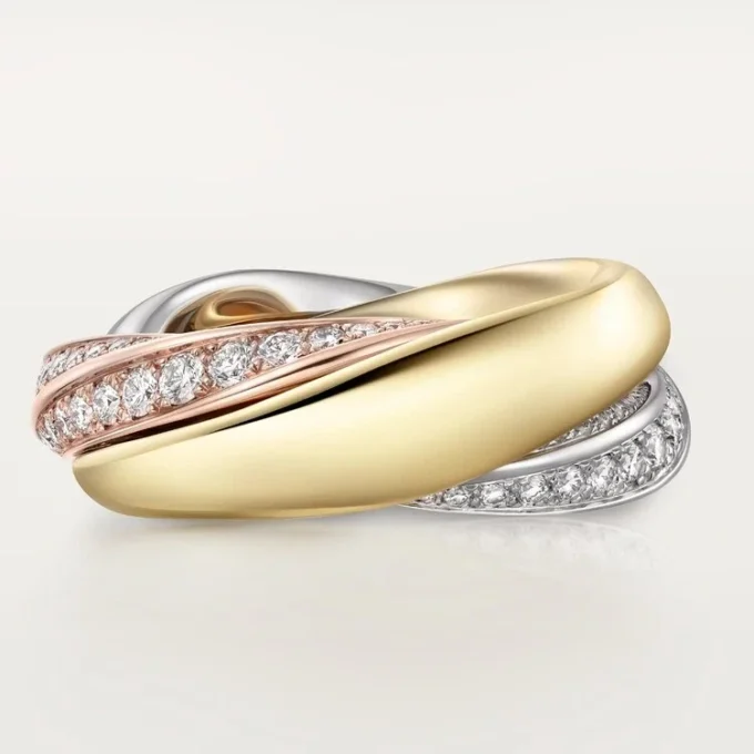 Trinity-ring, half bezet