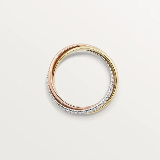 Trinity-ring, klein model, half bezet