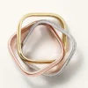 Trinity-ring, kussenvormig, middelgroot model, half bezet