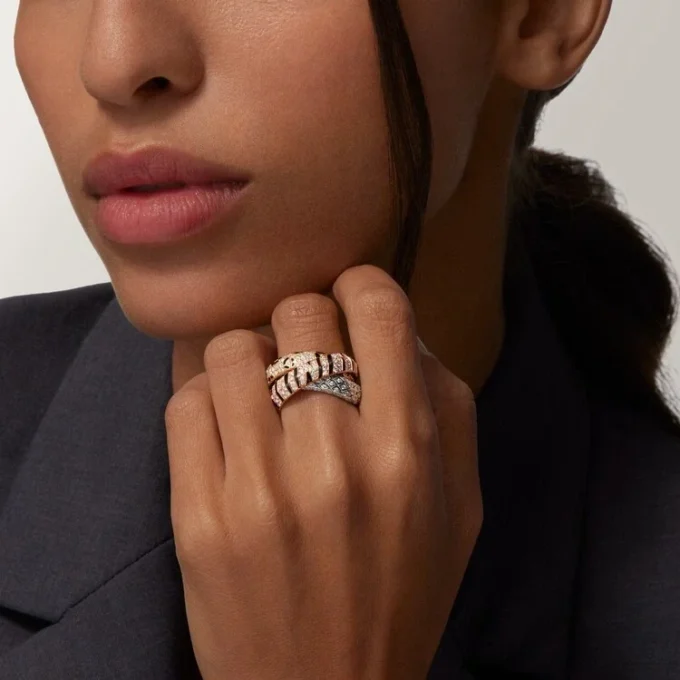 Trinity-ring, lak, bezet